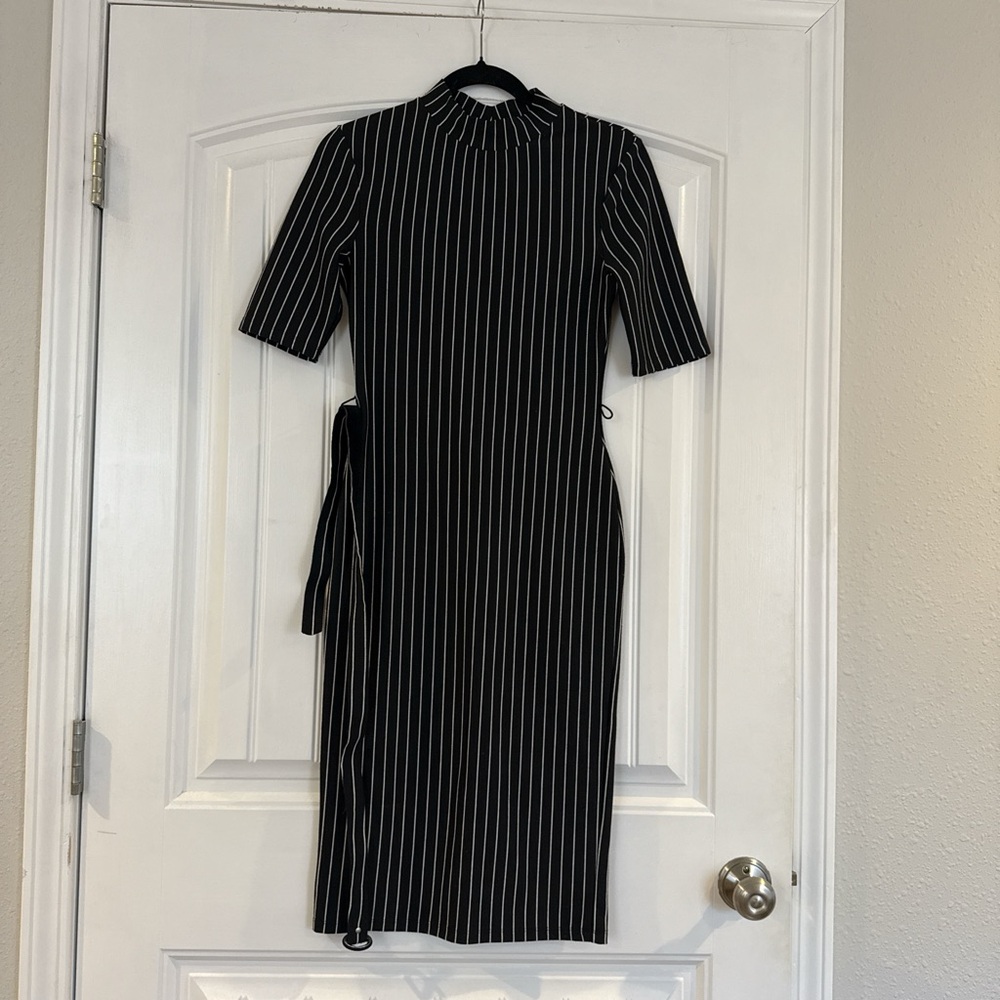 Zara Black and White Pinstripe Long Sleeve Dress